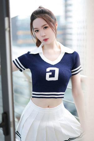 张柏芝54张无删码艳照在线播放