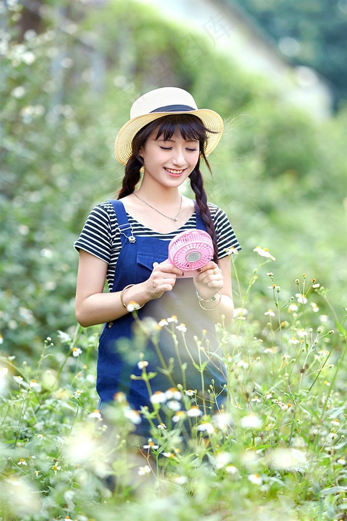 女保险公司推销员5