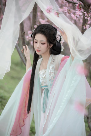 女朋友电影在线观看完整版