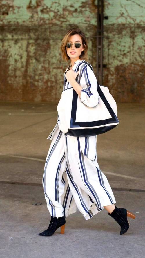 日日摸狠狠躁久久躁综合小说