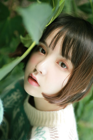 女机器人普通话配音