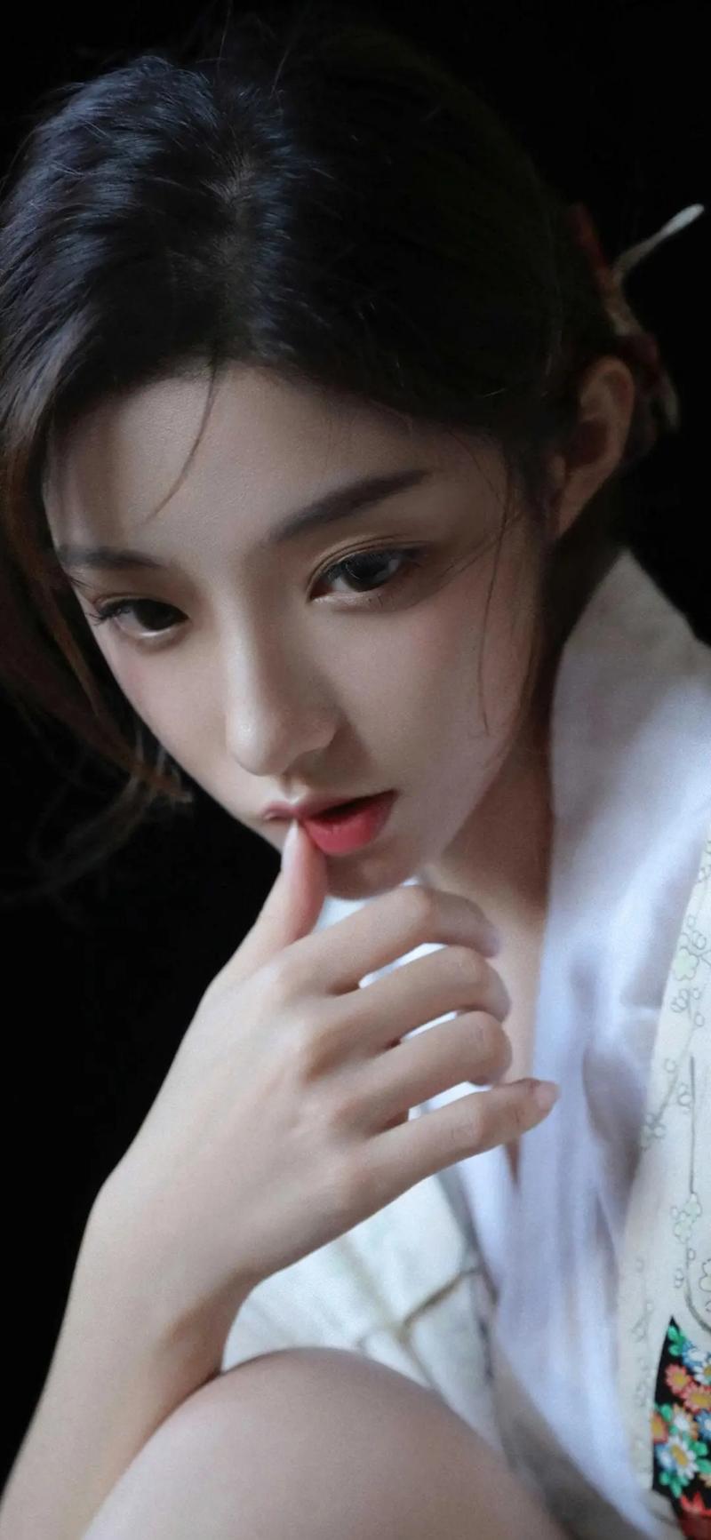 日韩激情另类专区