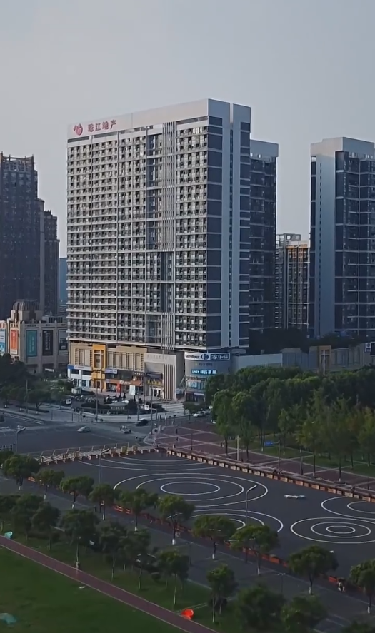 重生，消失的她